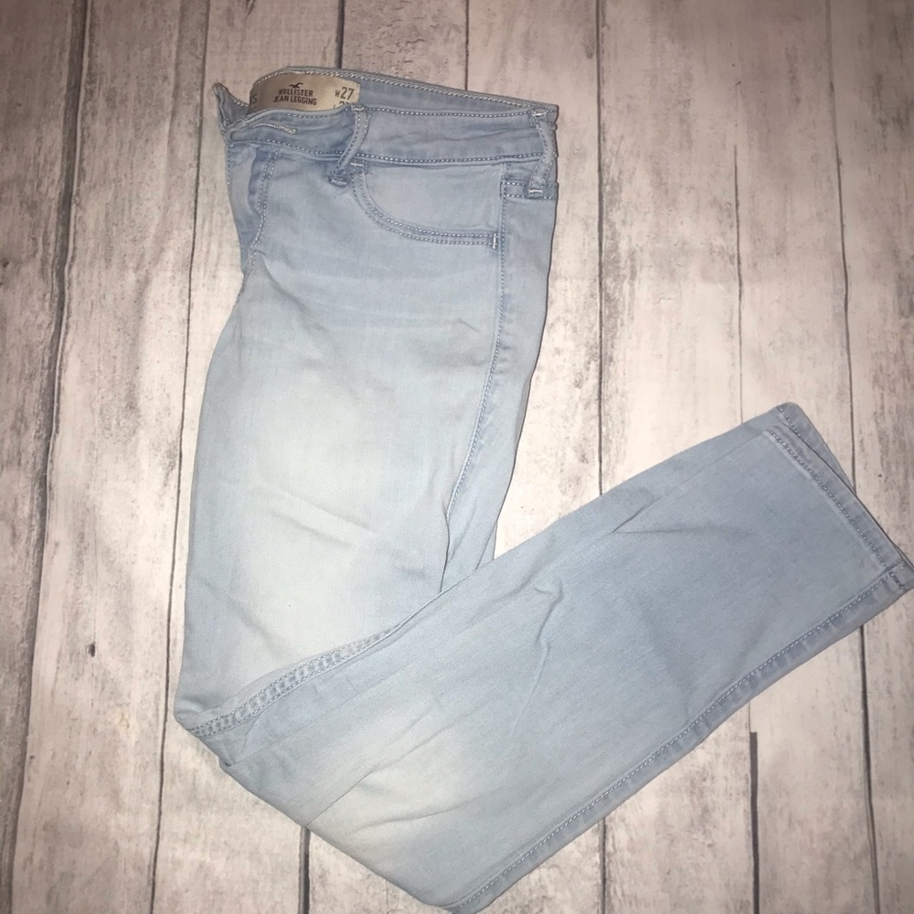 Hollister Super Skinny Jeans